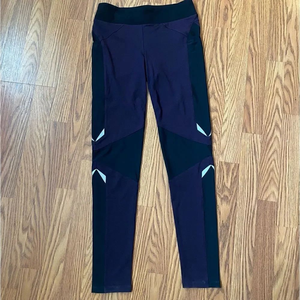 BLANC NOIR Blackberry Breeze Leggings